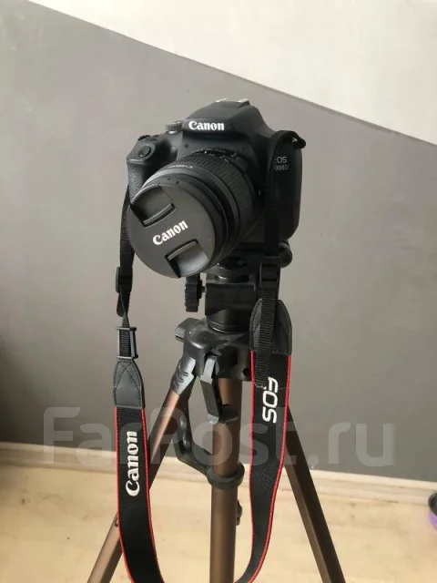 Canon EOS 2000D Kit ����