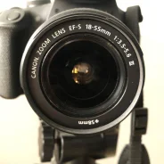 Canon EOS 2000D Kit ����