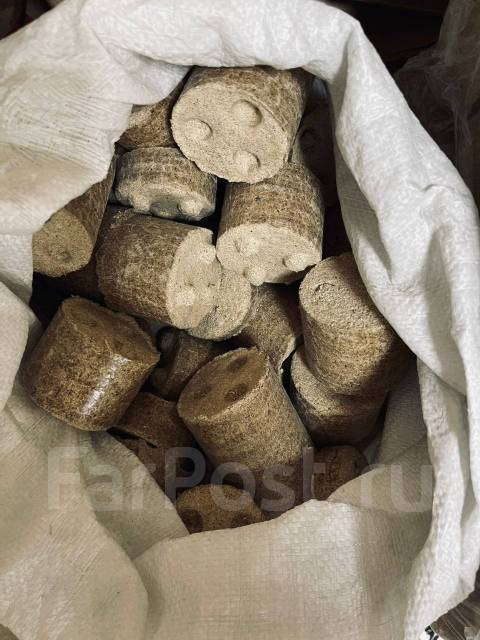 Евродрова (топливные брикеты), в наличии. Цена: 195₽ во Владивостоке