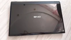 DNS. 15.6", 1,8����, ��� 2048 ��, ���� 320���, WiFi, Bluetooth ����