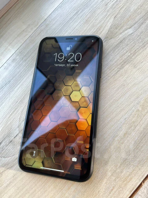 Apple iPhone Xr. �/�, ������, 4G LTE, Dual-SIM, NFC ����