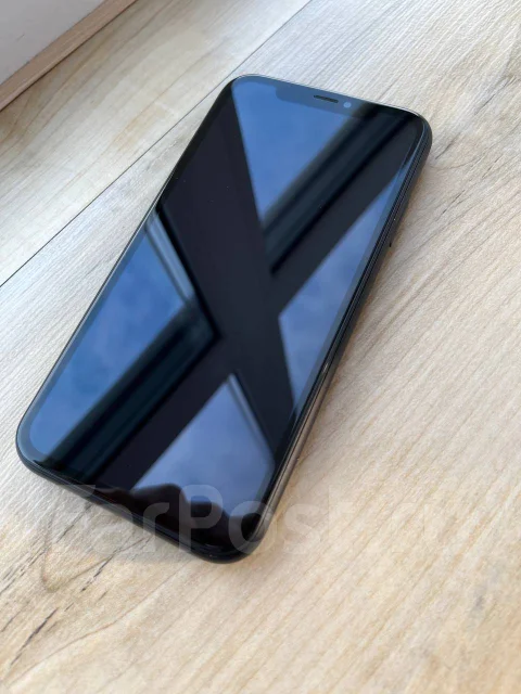 Apple iPhone Xr. �/�, ������, 4G LTE, Dual-SIM, NFC ����