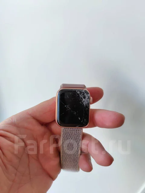 Apple Watch Series 4. GPS, NFC, IP67, IP68 ����