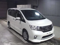 Nissan Serena. �������, ��������, 2.0 (147��.�.), ������, 86 000����. ��, �/�. ��� ����� �� ������������ ����