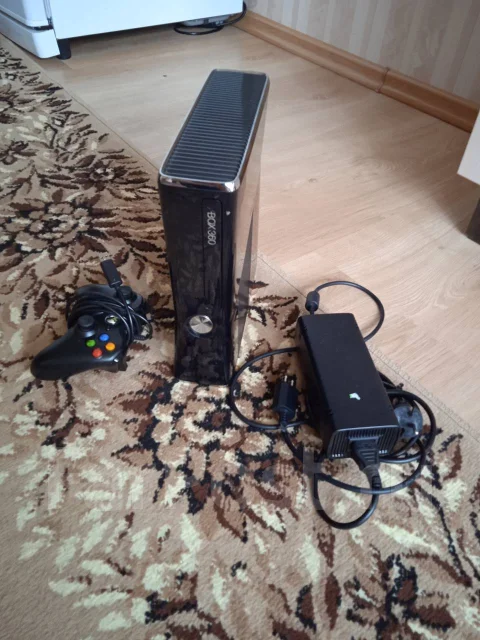 Microsoft Xbox 360 ����