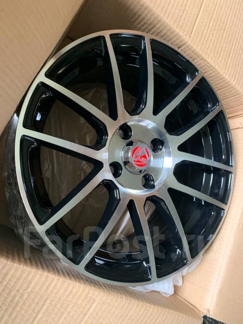 4 Racing. 7.0x15", 4x100, ET35, �� 73,1���. ����