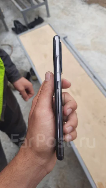 Samsung Galaxy A52. �/�, ������, 3G, 4G LTE, Dual-SIM, NFC ����