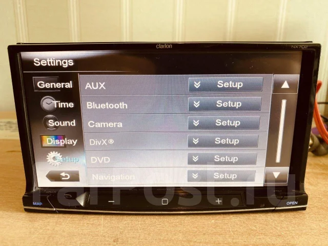 Clarion NX702 ����