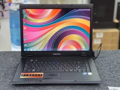 eMachines. 15.4", ��� 2048 ��, ���� 160��� ����
