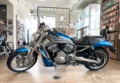 Harley-Davidson V-Rod. 1 130����. ��., ��������, ���, � �������� ����