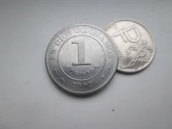 359 . ��������� . 1 ������� 2002 � . . ����