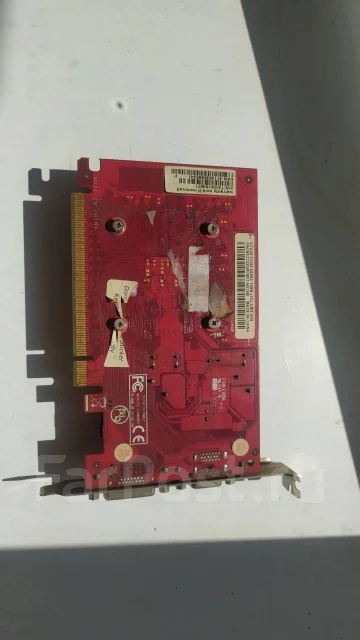GeForce GT 220 ����