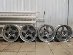 Nismo. 9.0x17", 5x114.3, ET18 ����