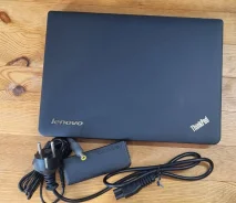 Lenovo ThinkPad X121e. 11.6", ��� 6 ��, ���� 500���, WiFi: 1, Bluetooth: 1, ����������� �� 2��. ����