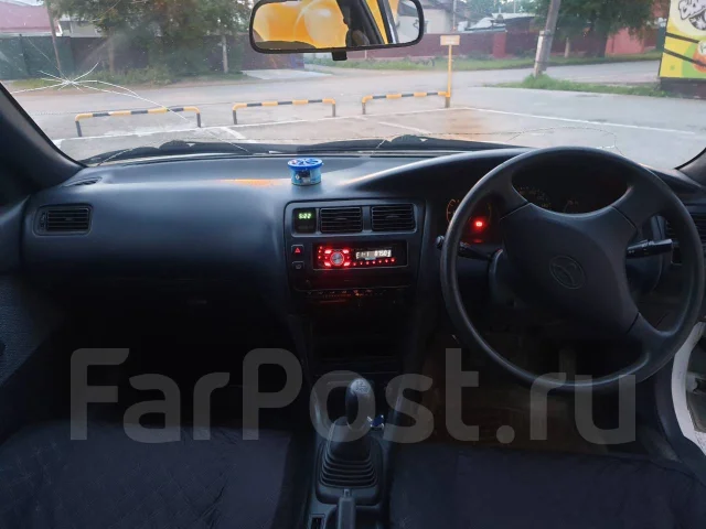 Toyota Corolla. ��������, ��������, 13.0 (89��.�.), ������, 202 000����. �� ����