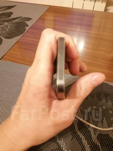 Apple iPhone 5. �/�, �����, ������, 4G LTE, ���������� ����