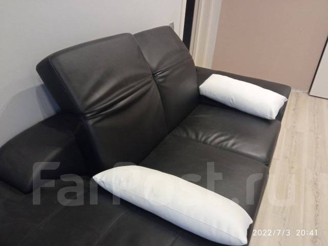 Комплект мебели из кожи диван и кресло, новый, в наличии. Цена: 75 000 ...