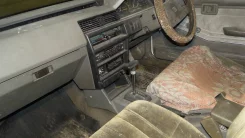 Nissan Bluebird. �������, ��������, 1.6 (90��.�.), ������, 300����. �� ����