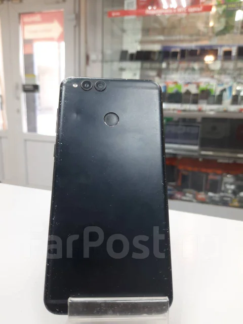 Honor 7X. �/�, ������, 4G LTE ����