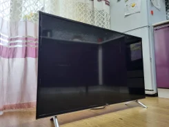 TCL. LCD (��) ����