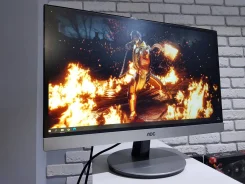 AOC. 23" ����