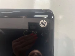 HP 2000. WiFi: 1, Bluetooth: 1 ����