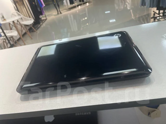 HP 2000. WiFi: 1, Bluetooth: 1 ����