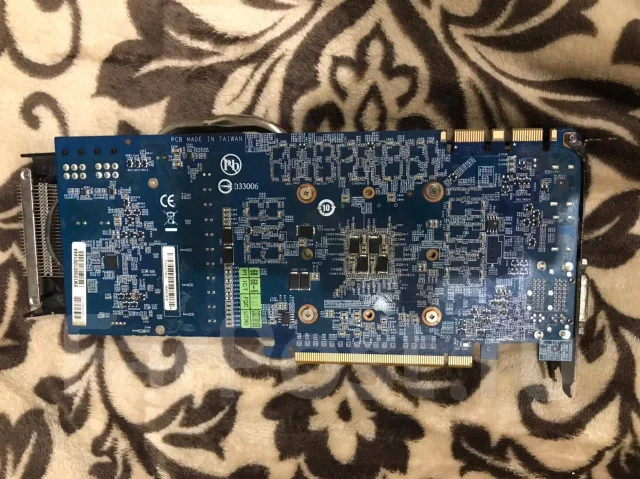 GeForce GTX 570 ����
