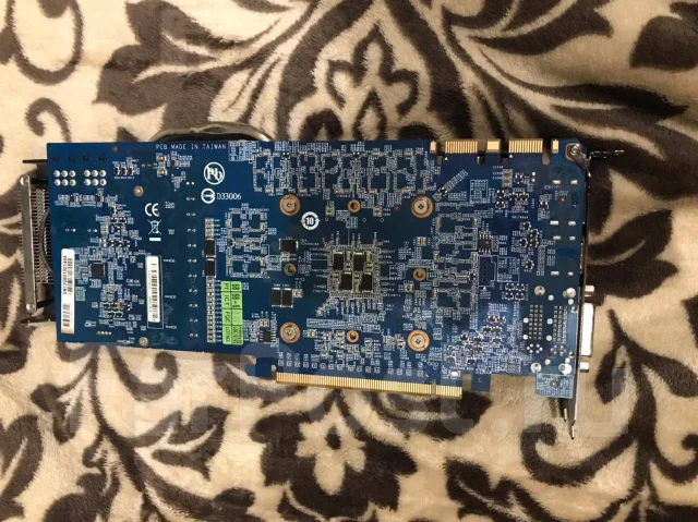 GeForce GTX 570 ����