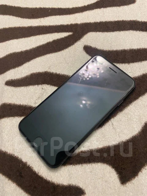 Apple iPhone 7. �/�, ������, 4G LTE, NFC ����