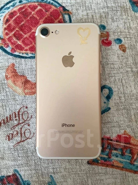 Apple iPhone 7. �/�, �������, 4G LTE, NFC ����