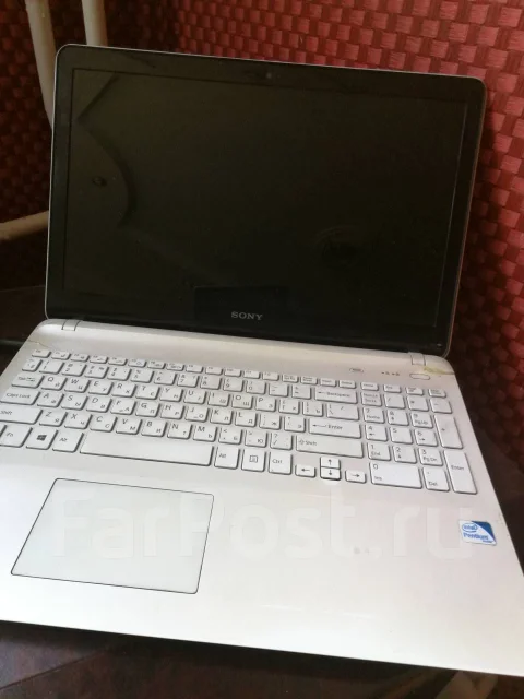 Sony VAIO. 15", ��� 4 �� ����