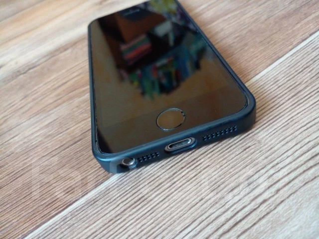 Apple iPhone SE. �/� ����
