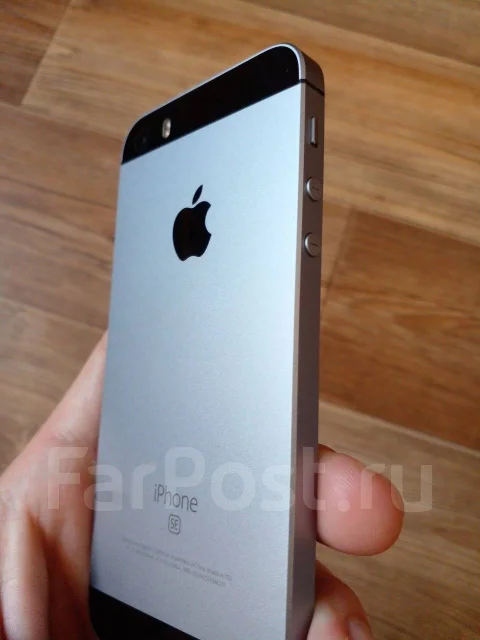 Apple iPhone SE. �/� ����
