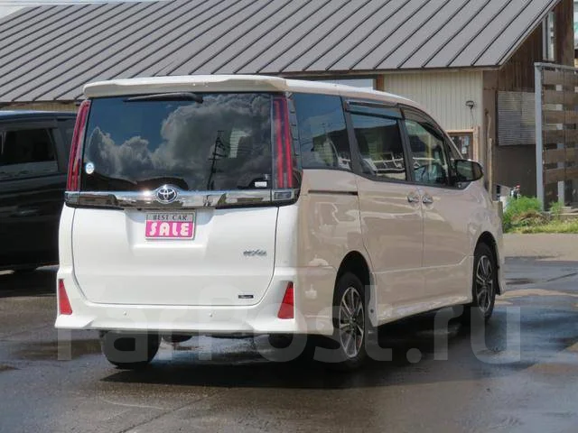 Toyota Noah. ��������, 4wd, 2.0 (152��.�.), ������, 23 000����. ��, �/�, ��� ���. ��� ����� �� ������������ ����