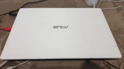 Asus X553M. 15.6", 2,2����, ���� 500���, WiFi: 1, Bluetooth: 1 ����