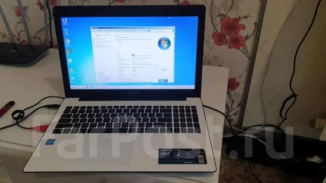 Asus X553M. 15.6", 2,2����, ���� 500���, WiFi: 1, Bluetooth: 1 ����