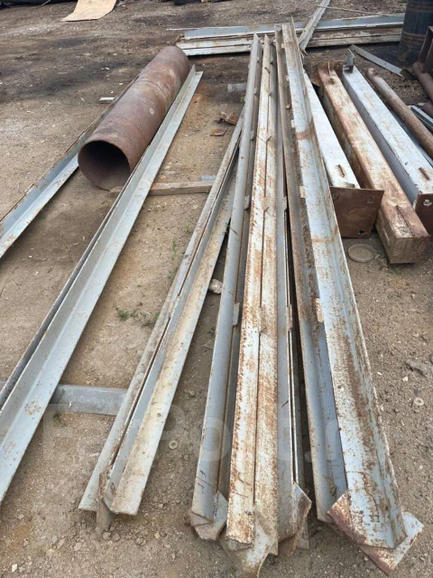 Уголок 90-110 7мм стенка - Металлоконструкции и прокат в Находке