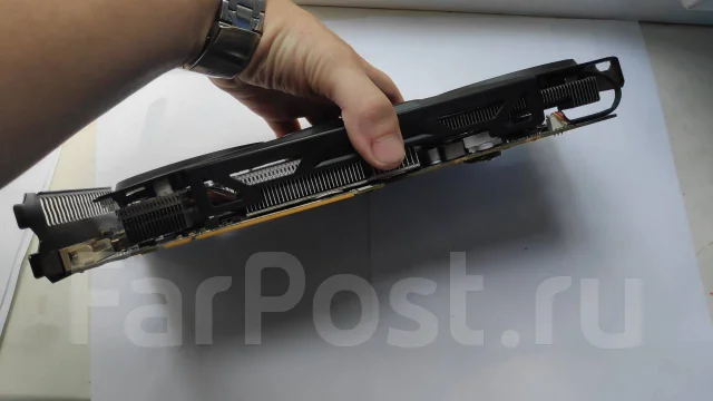 Radeon R9 280 ����