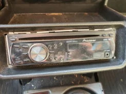 Pioneer DEH-2200UB ����