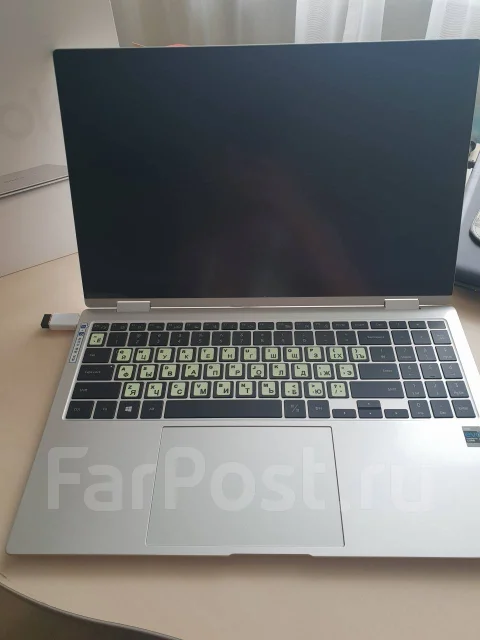 Samsung Galaxy Book Pro 360. 15.6", 2,8����, ��� 16 ��, ���� 1 024���, WiFi: 1, Bluetooth: 1, ����������� �� 21��. ��� ����� �� ������������ ����