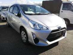 Toyota Aqua. NHP10, 1NZ ����