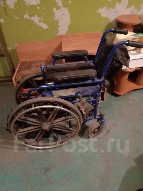 Инвалидная коляска, б/у, в наличии. Цена: 5 000₽ во Владивостоке