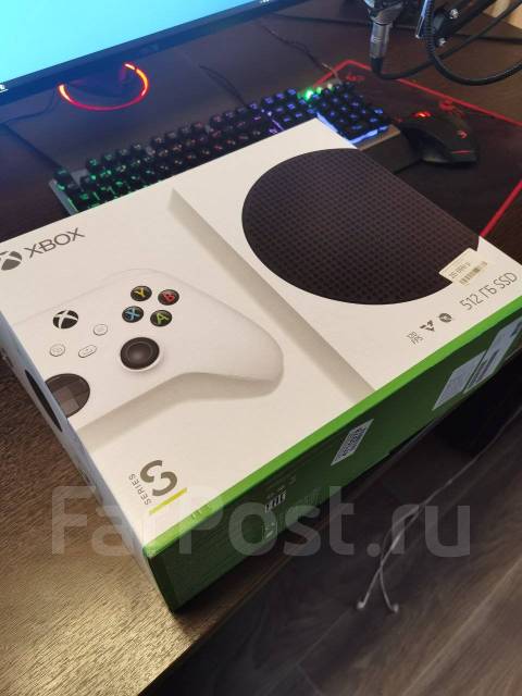 Xbox series s много игр - Игровые приставки и консоли во Владивостоке