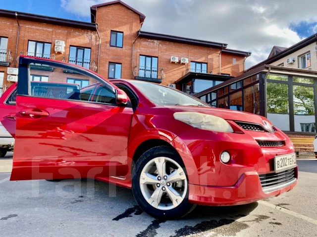 Toyota ist. ��������, ��������, 1.5, ������, 120����. �� ����