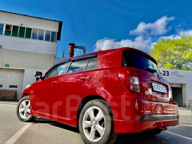 Toyota ist. ��������, ��������, 1.5, ������, 120����. �� ����