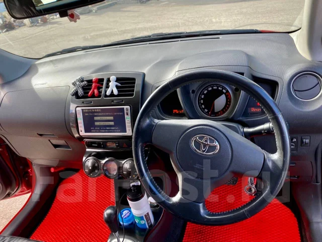 Toyota ist. ��������, ��������, 1.5, ������, 120����. �� ����