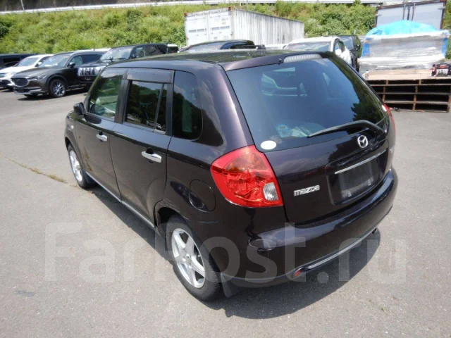 Mazda Verisa. DC5W, ZYVE ����