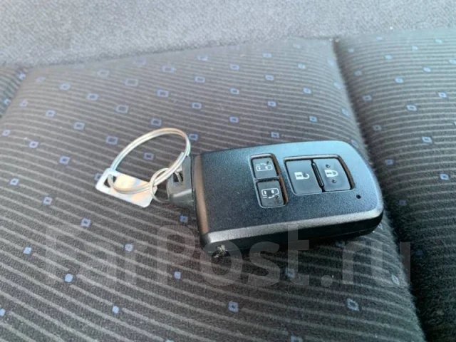 Toyota Noah. �������, ��������, 2.0 (152��.�.), ������, 16 000����. ��, �/�. ��� ����� �� ������������ ����