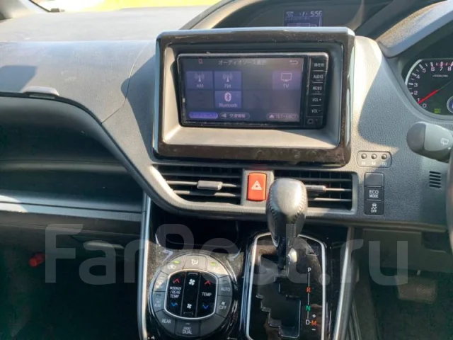 Toyota Noah. �������, ��������, 2.0 (152��.�.), ������, 16 000����. ��, �/�. ��� ����� �� ������������ ����